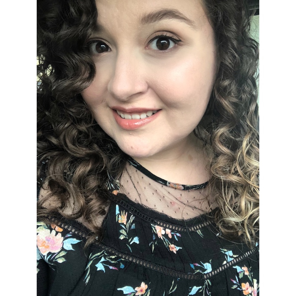 Meet your Posher, Ana